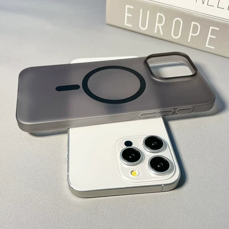 Ultra Thin Matte Magnetic Wireless Charger Case For iPhone 17 16 15 14 13 12 11 Pro Max For Magsafe Hard PC Translucent Cover