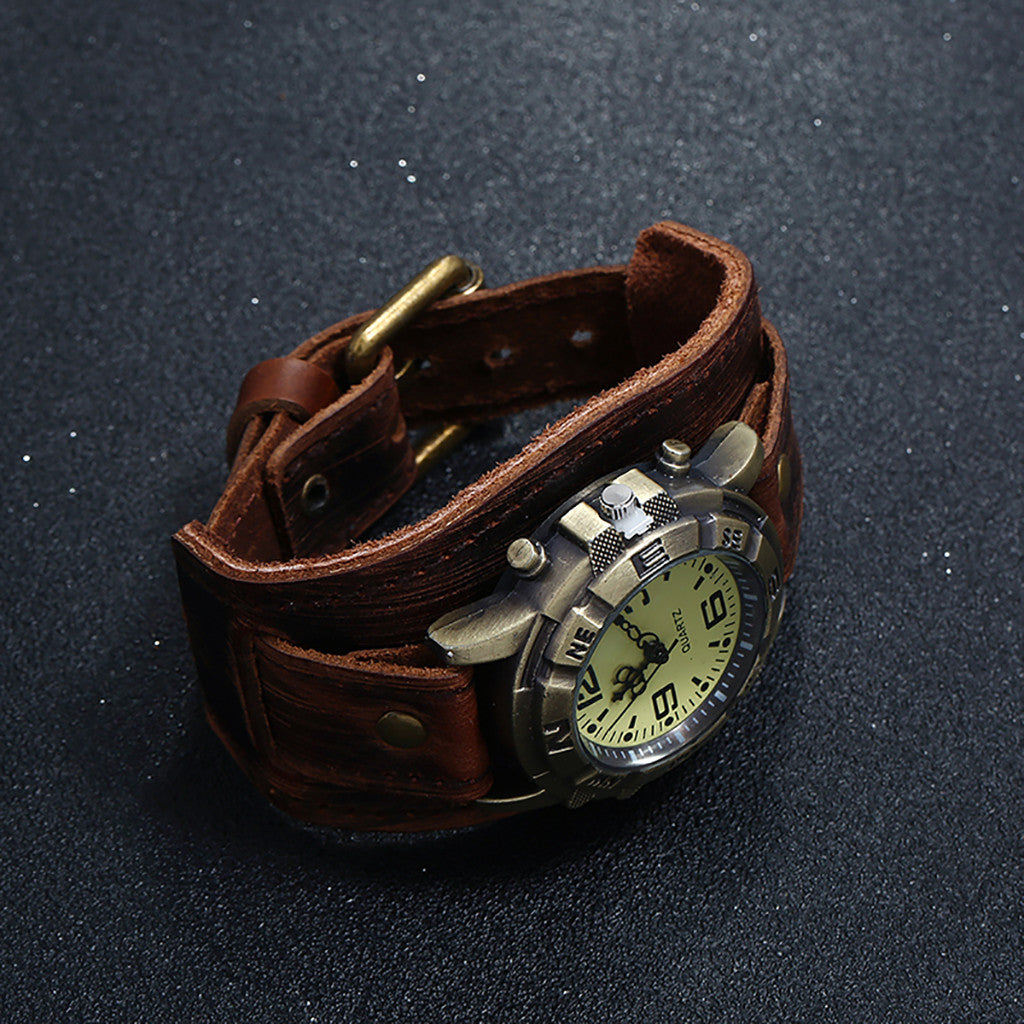 Vintage Men Wristwatch Fashion Pin Buckle Leather Strap Watches Punk Casual Quartz Wrist Watch Creative Gifts Reloj Hombre