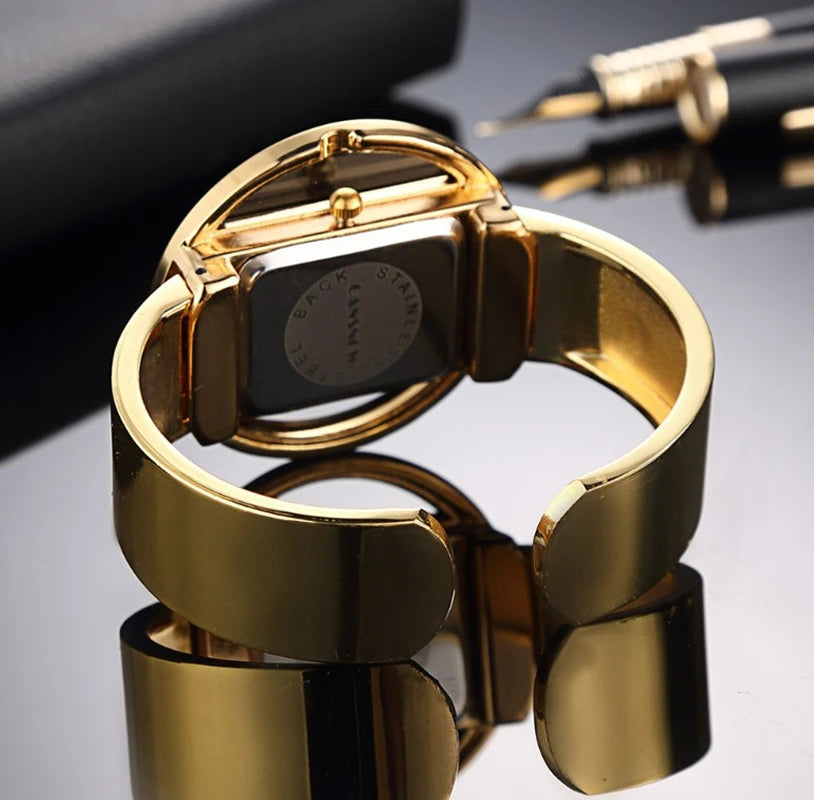 Luxury Design Women Bracelet Wristwatch Quartz Female Exquisite Bangle Rhinestone Fashion Watches Elegant Relojes Mujer Clock