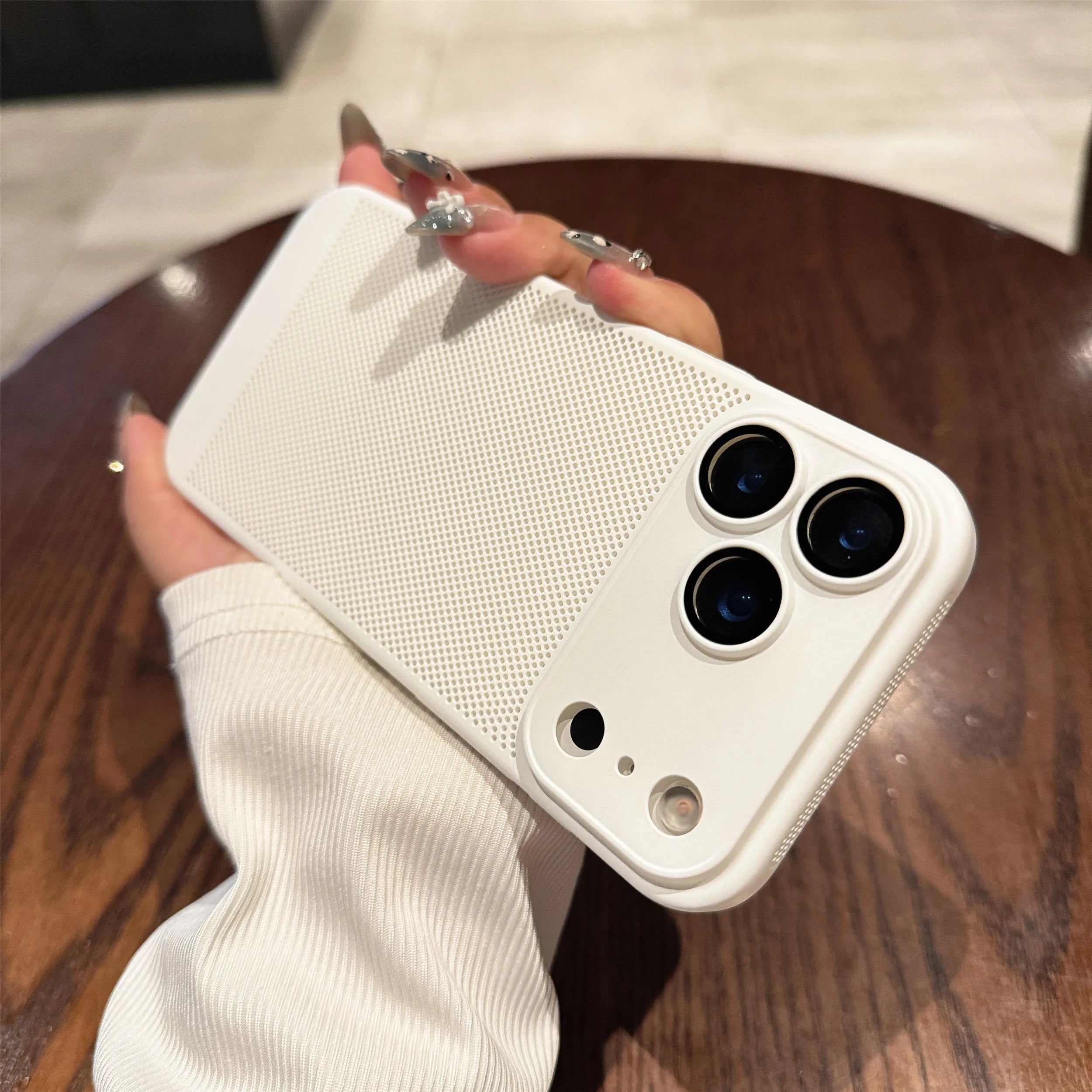 Original Cooling Grid Heat Dissipation Phone Case For iPhone 17Air 16 16E 15 14 13 12 11 17 Pro Max Mesh Breathable Hard Cover